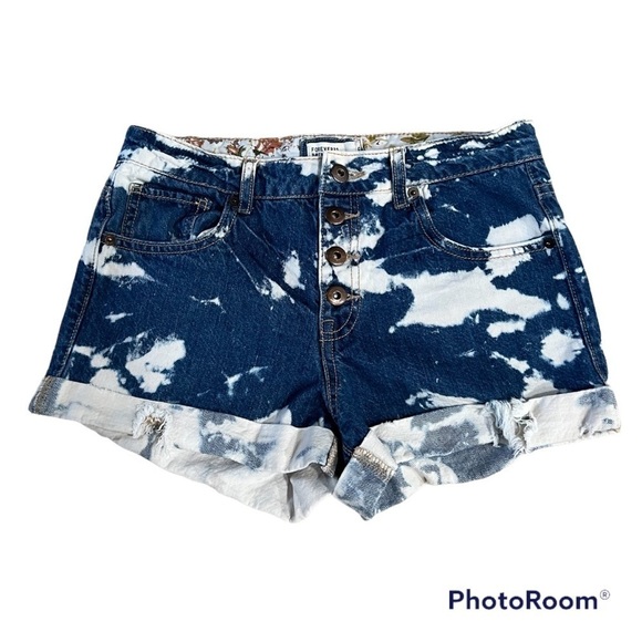 Forever 21 Pants - FOREVER 21 premium denim cut off Jean shorts, 26, button-down fly, acid wash.